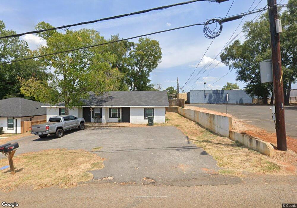 210 W Starr Ave, Nacogdoches, TX 75961 - photo 1