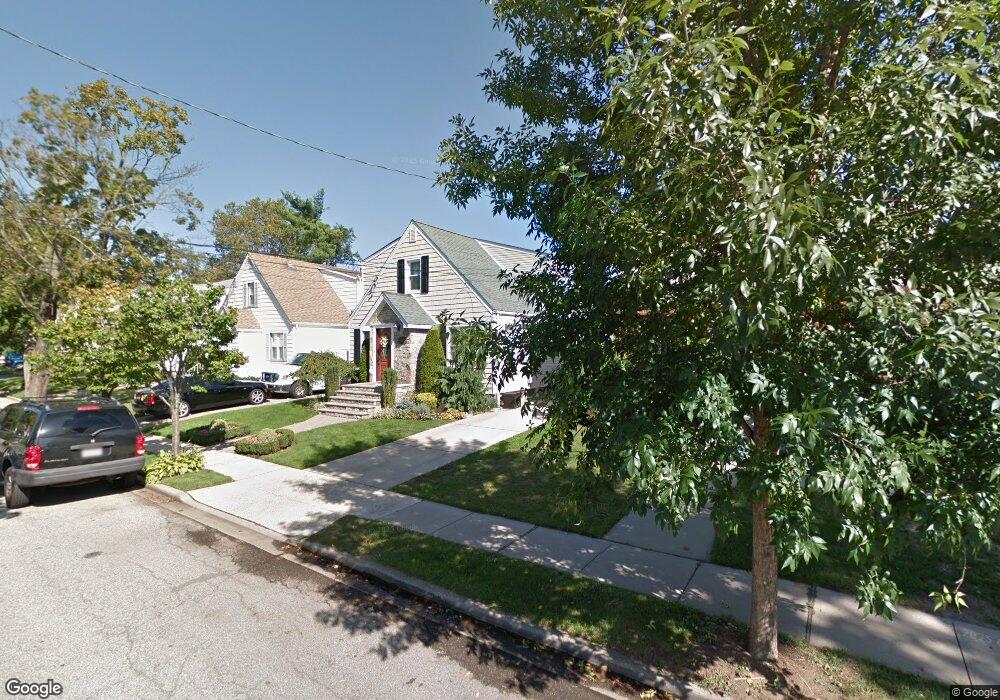 108 Barrymore Blvd, Franklin Square, NY 11010 - photo 1