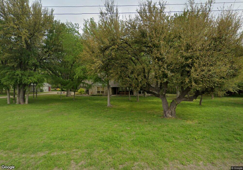 933 Clayton Rd, Azle, TX 76020 - photo 1