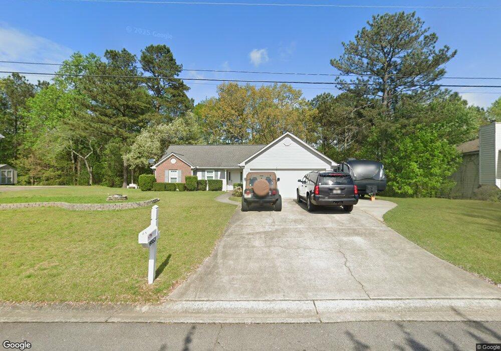 4853 Hunt Club Dr, Flowery Branch, GA 30542 - photo 1