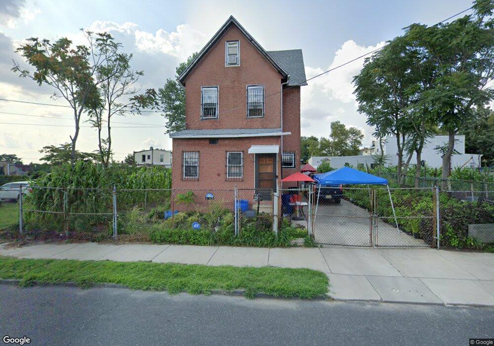 2725 Cramer St, Camden, NJ 08105 - photo 1