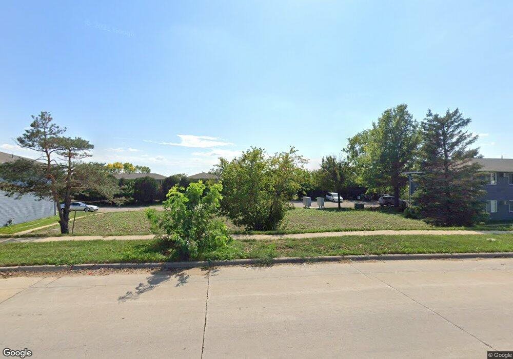 3919 20th Ave SW unit 2, Cedar Rapids, IA 52404 - photo 1