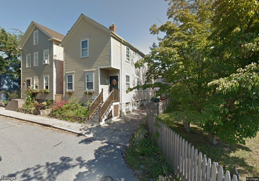 32 Thomas St, Newport, RI 02840 - photo 1