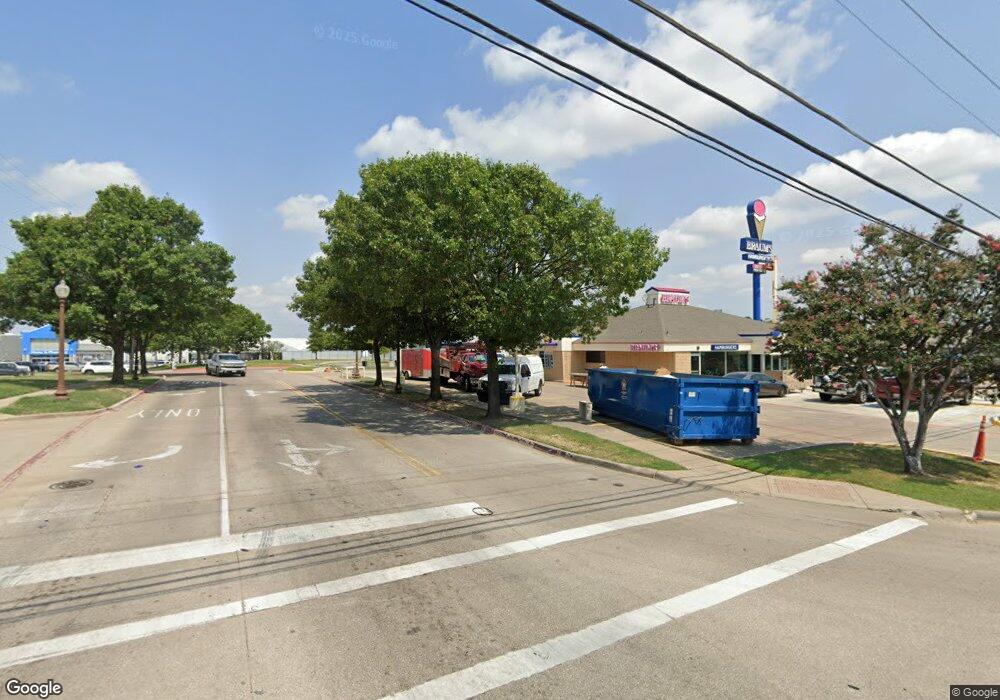 110 N Elm St, Ennis, TX 75119 - photo 1