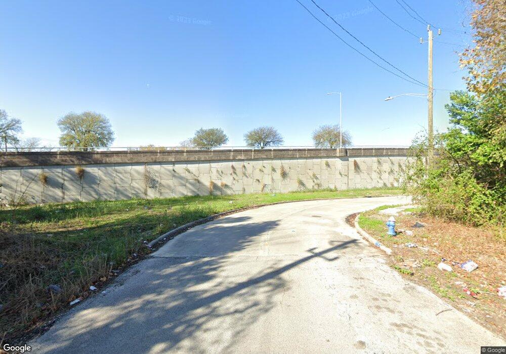 5403 Caplin St, Houston, TX 77026 - photo 1