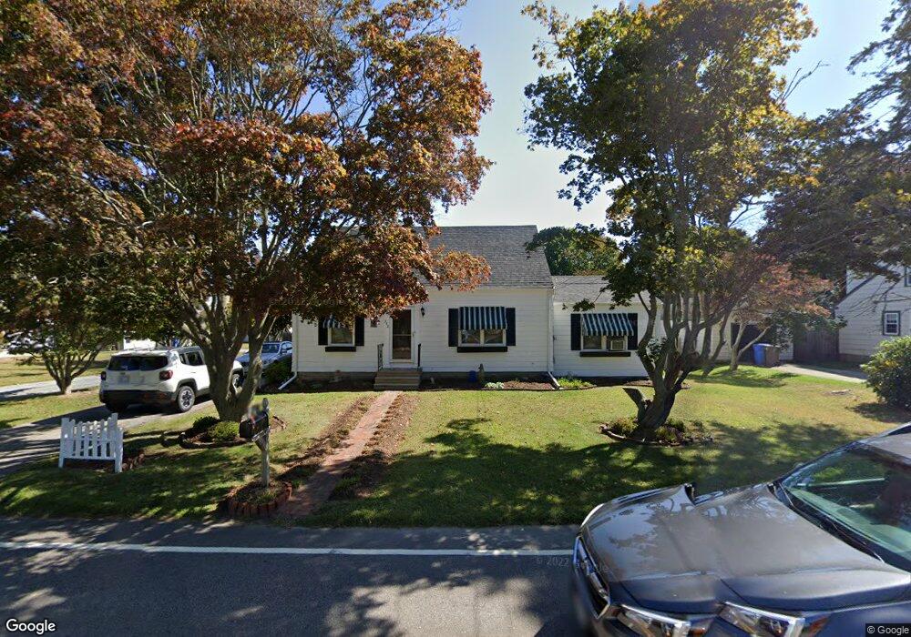 342 Forest Ave, Middletown, RI 02842 - photo 1