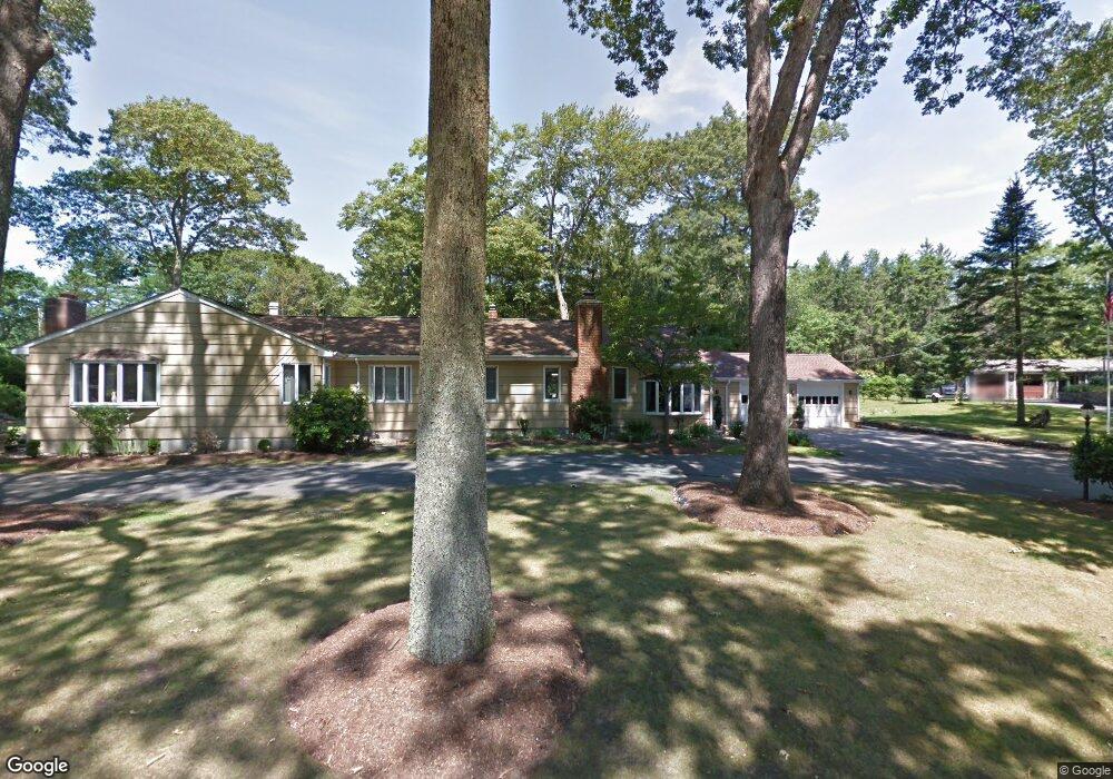 92 Coolridge Rd, Johnston, RI 02919 - photo 1