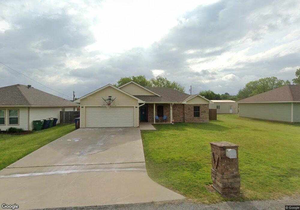109 Loraine St, Pottsboro, TX 75076 - photo 1