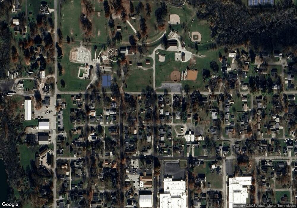 1315 5th St, Covington, IN 47932 - photo 1