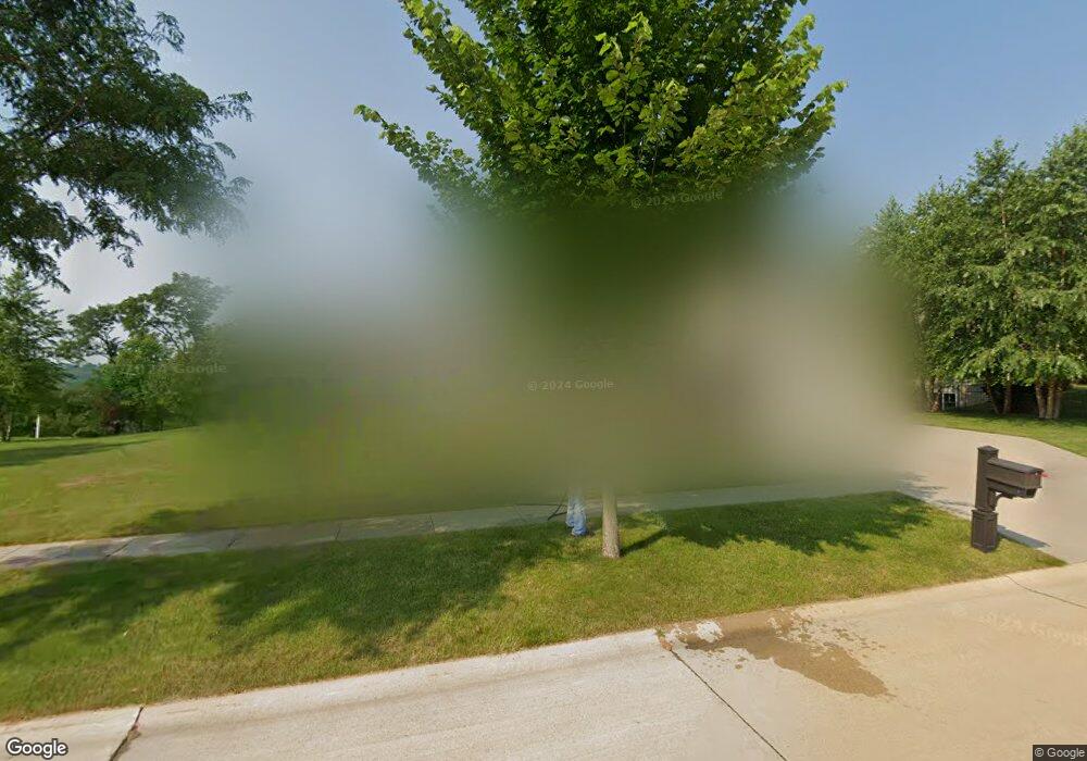 3115 Cedar River Ct NE, Cedar Rapids, IA 52411 - photo 1