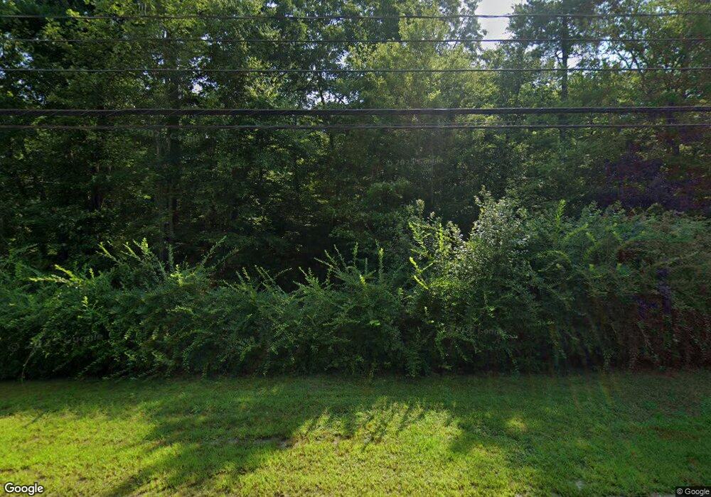 798 Squaw Rock Rd, Moosup, CT 06354 - photo 1