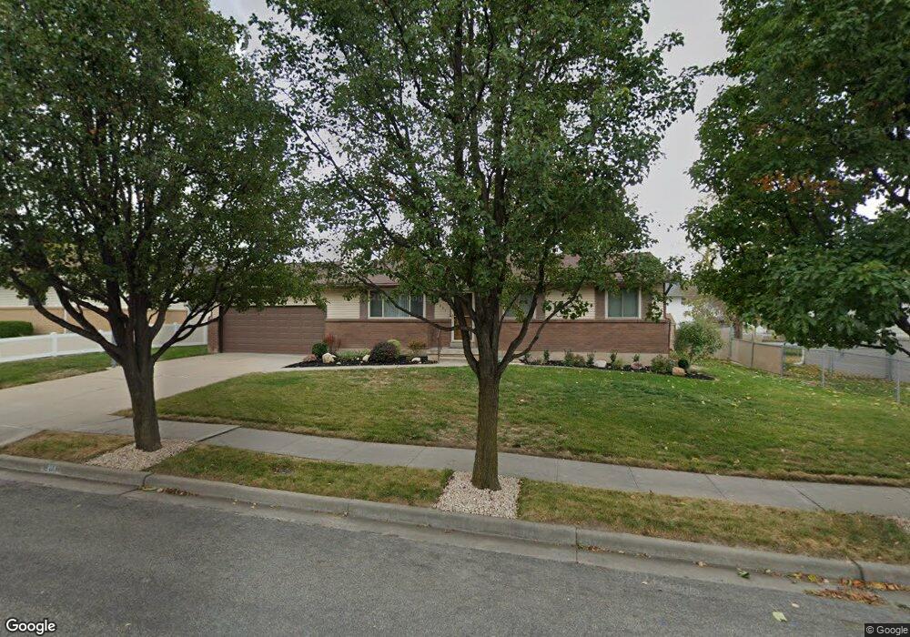 891 W 2000 S, Woods Cross, UT 84087 - photo 1