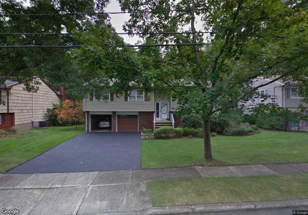 42-23 Naugle Dr, Fair Lawn, NJ 07410 - photo 1