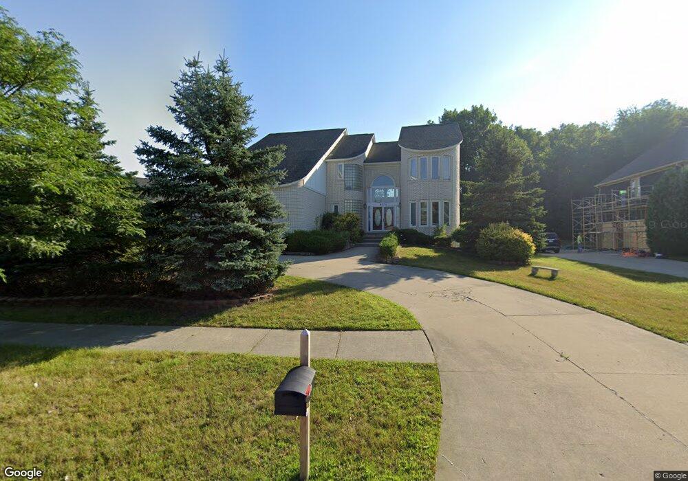 6373 Golden Ln, West Bloomfield, MI 48322 - photo 1