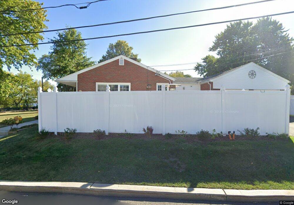 392 Cliff Rd, Sewaren, NJ 07077 - photo 1