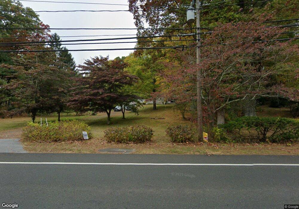 212 W Elm St, Deep River, CT 06417 - photo 1