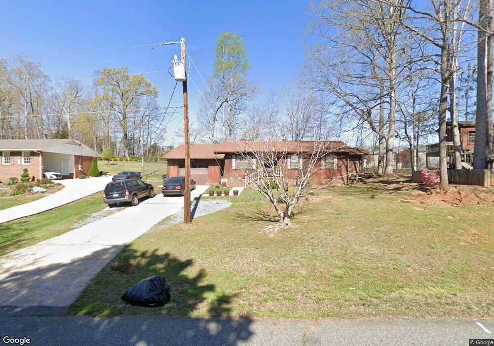 1105 N Garden Ave, Siler City, NC 27344 - photo 1