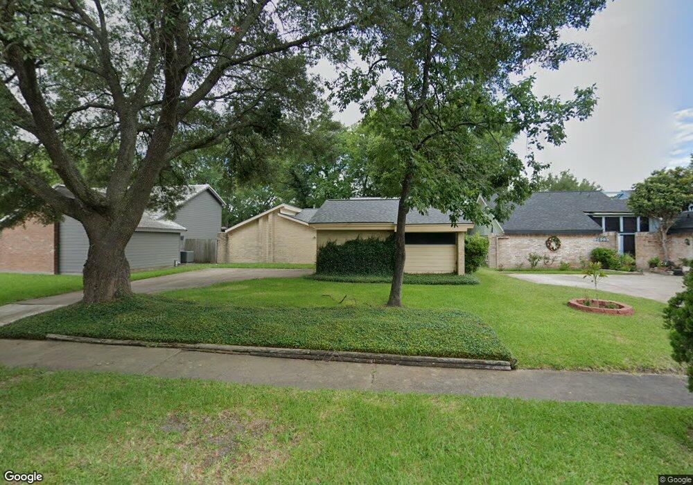 7619 Athlone Dr, Houston, TX 77088 - photo 1