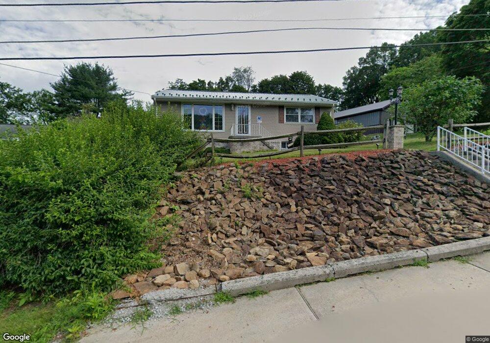 631 E Lawton St, Saint Clair, PA 17970 - photo 1