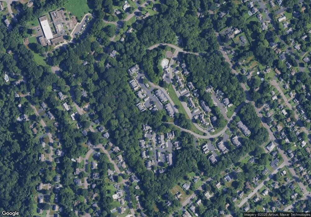 182 Glengarry Rd, Fairfield, CT 06825 - photo 1