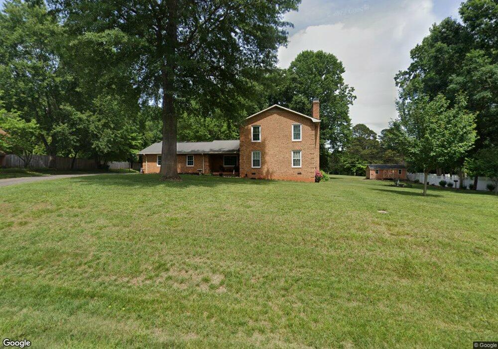 209 Wickersham Dr, Statesville, NC 28625 - photo 1