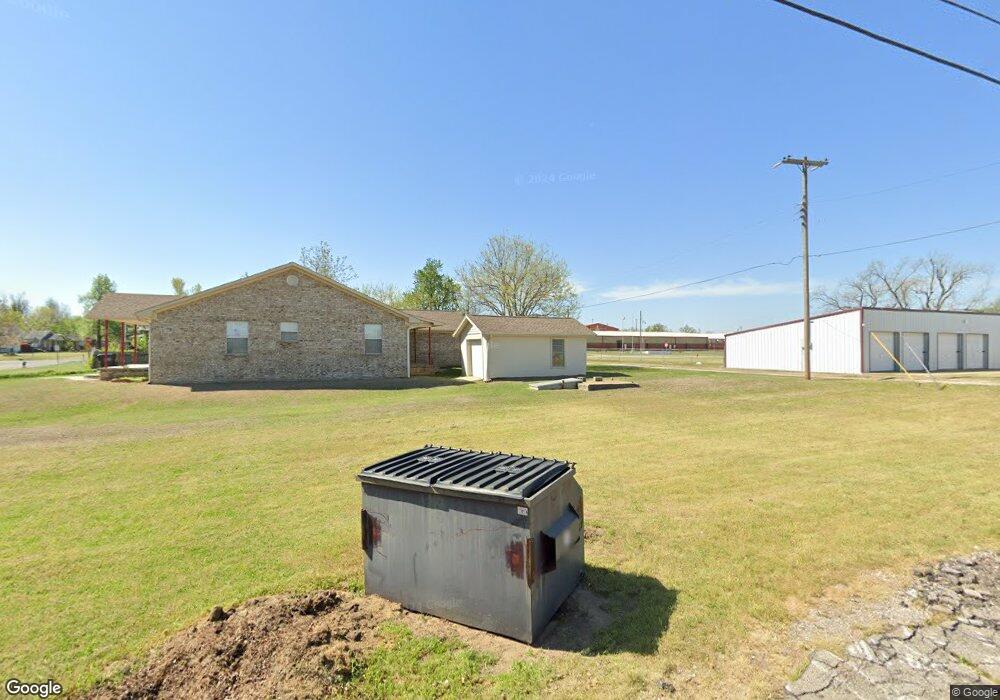 115 S 4th St, McLoud, OK 74851 - photo 1