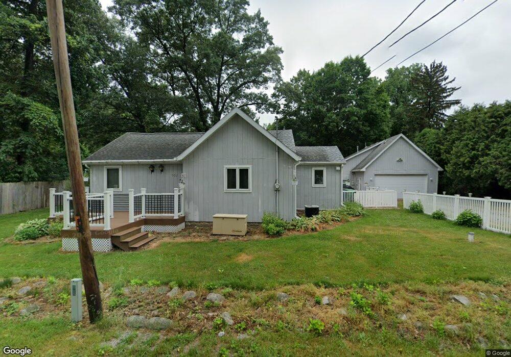 902 N Longshore Dr, Walkerton, IN 46574 - photo 1