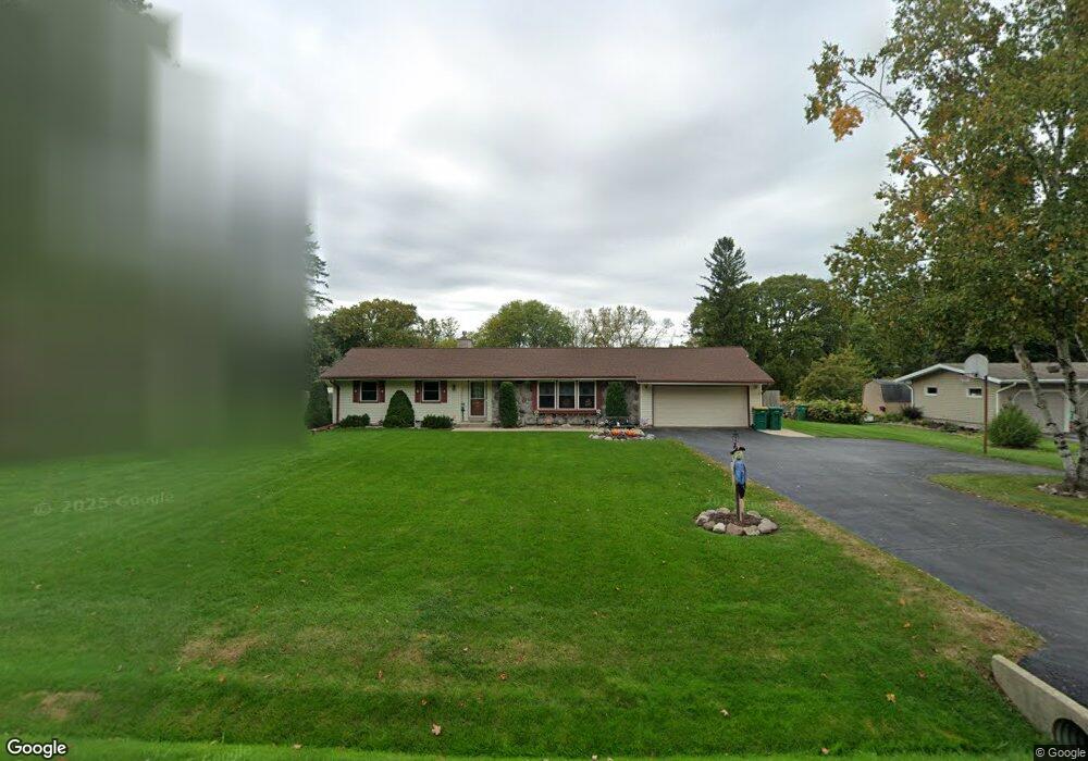 W153N9969 Neptune Dr, Germantown, WI 53022 - photo 1