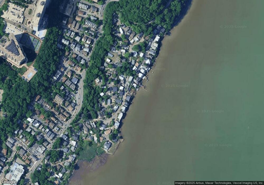 11 Shore Rd, Edgewater, NJ 07020 - photo 1