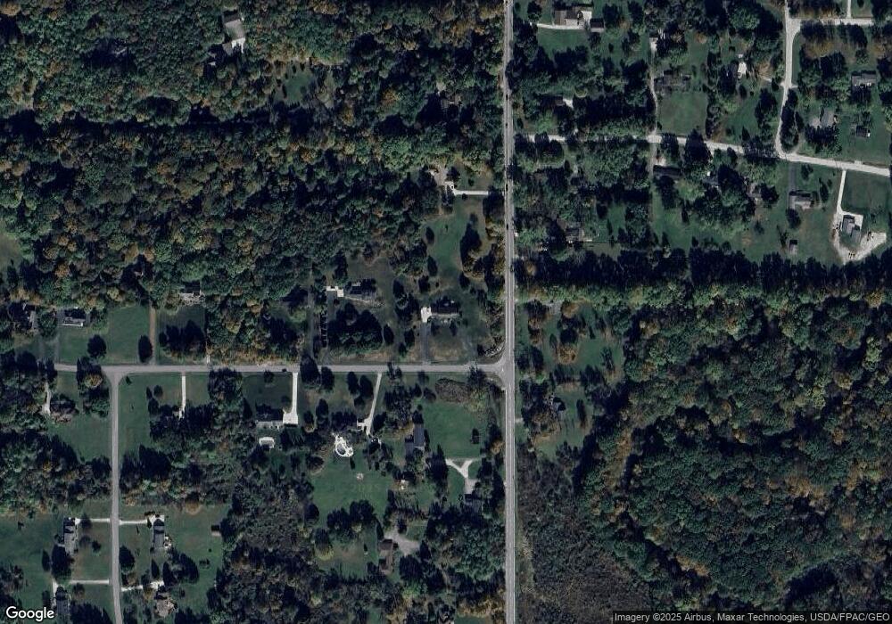 8450 Timber Trail, Chagrin Falls, OH 44023 - photo 1