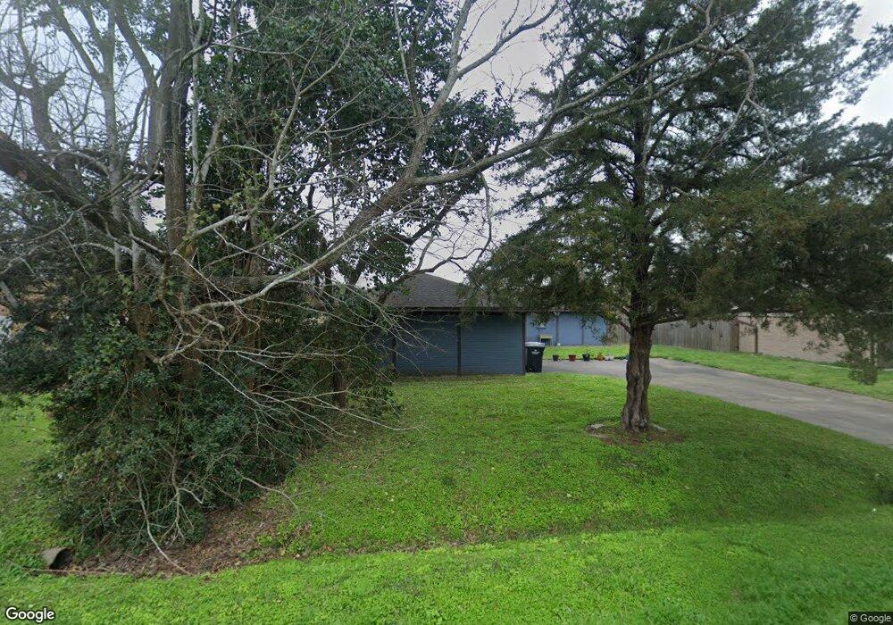 1514 Highland Dr, Alvin, TX 77511 - photo 1