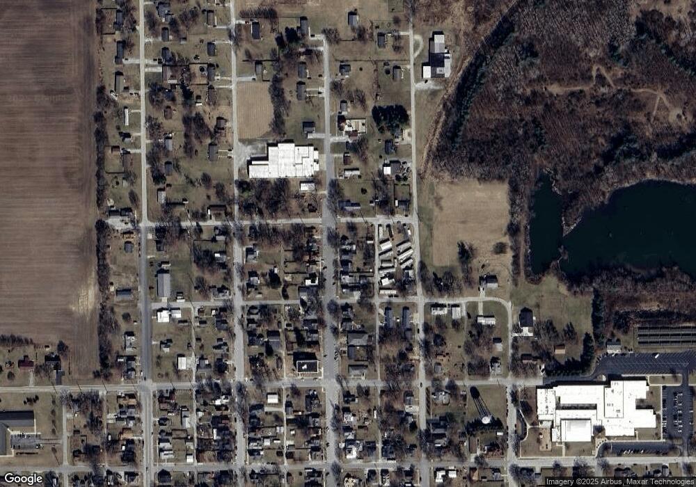 410 N Broadway St, Mentone, IN 46539 - photo 1