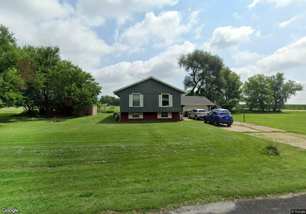15710 N Mccabe Dr, Chillicothe, IL 61523 - photo 1