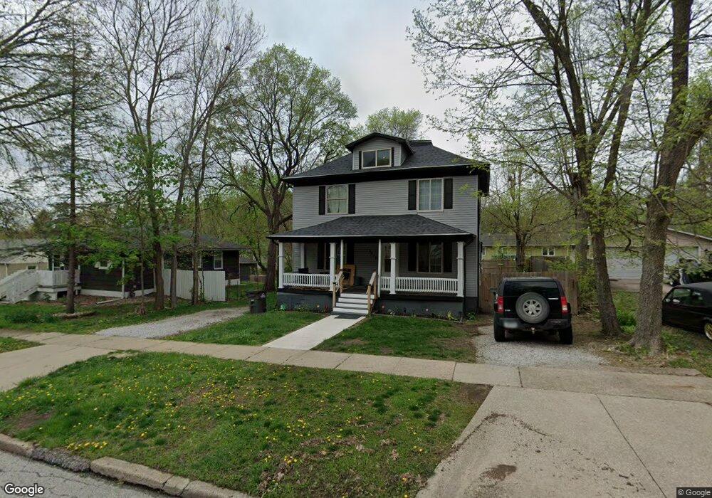 1010 27th St, Des Moines, IA 50311 - photo 1