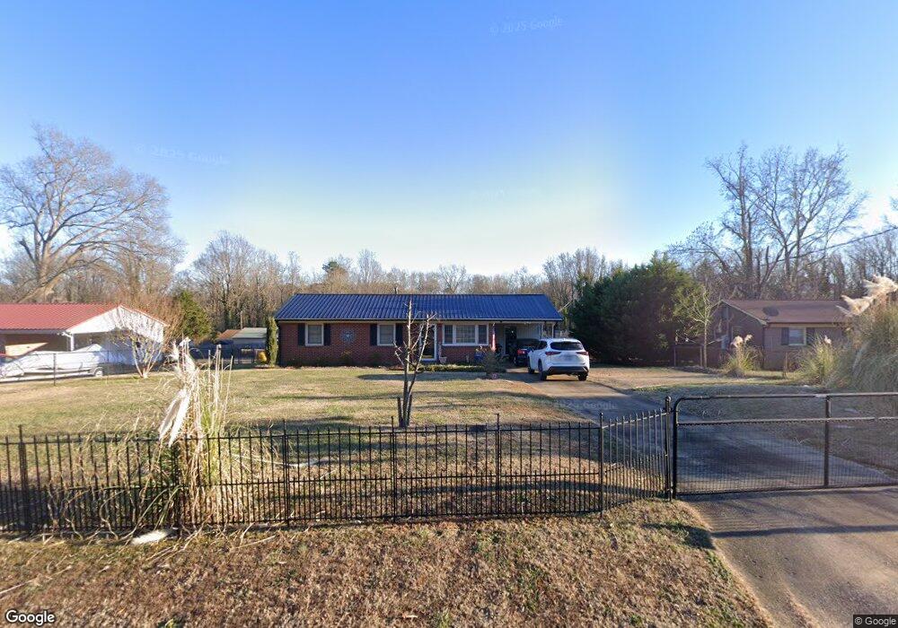 2419 Woodleaf Dr, Gastonia, NC 28052 - photo 1