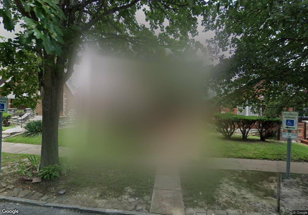 4735 Penrose St, Saint Louis, MO 63115 - photo 1