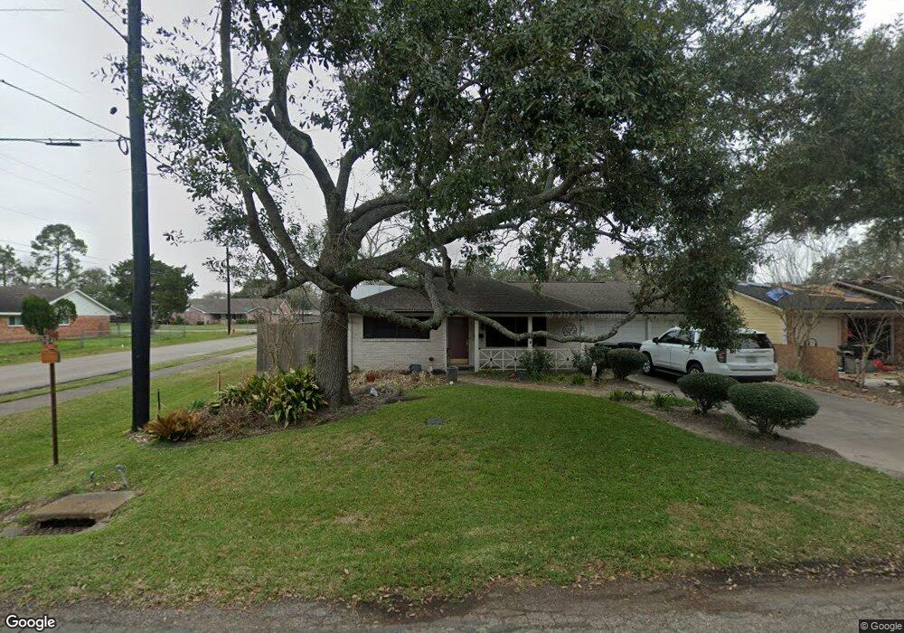 1218 Carmie St, Alvin, TX 77511 - photo 1