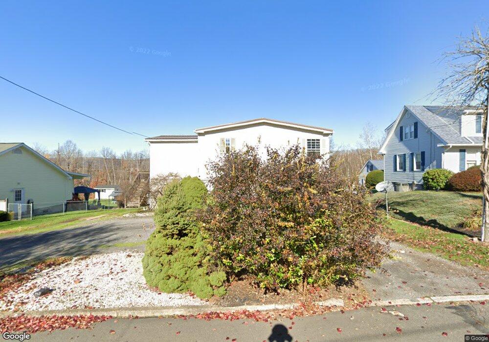 420 Jones St, Nanticoke, PA 18634 - photo 1