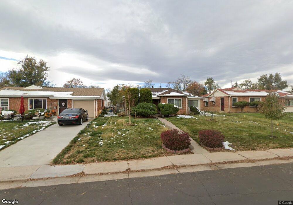 1733 Macon St, Aurora, CO 80010 - photo 1