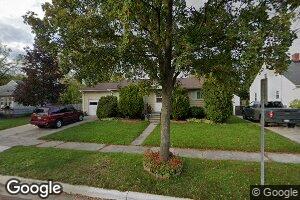 1122 W Barnes Ave, Lansing, MI 48910