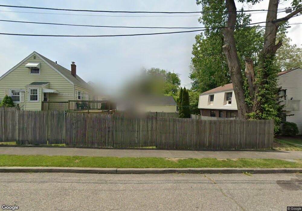 27 Enid St unit C, Bridgeport, CT 06606 - photo 1