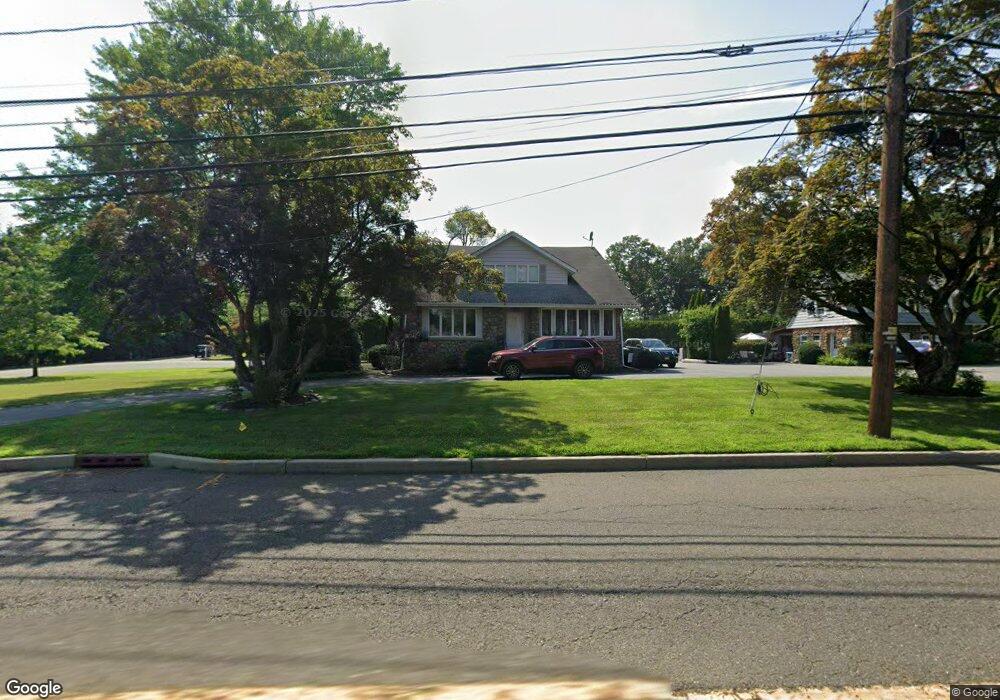 272 Airmont Ave, Mahwah, NJ 07430 - photo 1