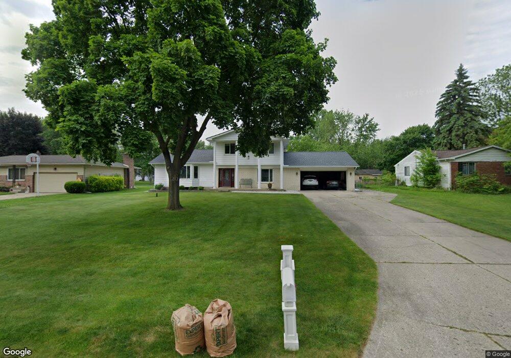 5426 Squire Ln, Flint, MI 48506 - photo 1