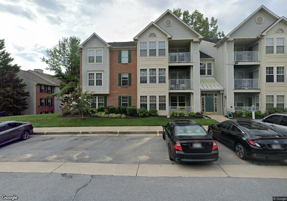 7905 Valley Manor Rd unit B, Owings Mills, MD 21117 - photo 1