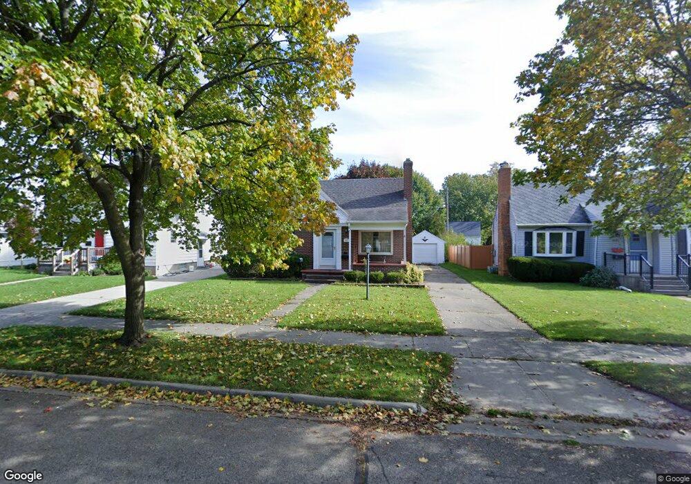 2117 Quentin Ave, Lansing, MI 48910 - photo 1