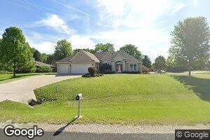 N832 Oak Ridge Dr, Oconomowoc, WI 53066