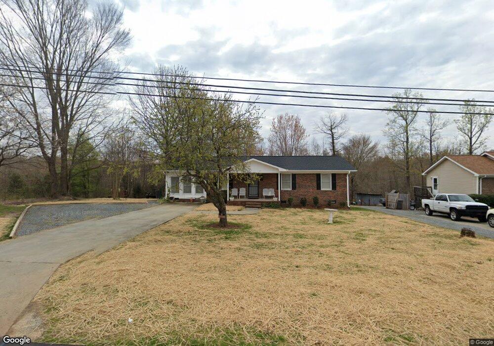 841 Lawsonville Ave, Reidsville, NC 27320 - photo 1