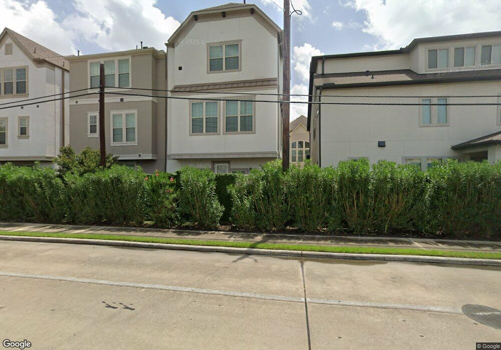 1705 Basil Branch Dr, Houston, TX 77055 - photo 1