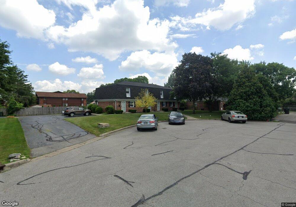 4458 Folkestone Ct S, Columbus, OH 43220 - photo 1