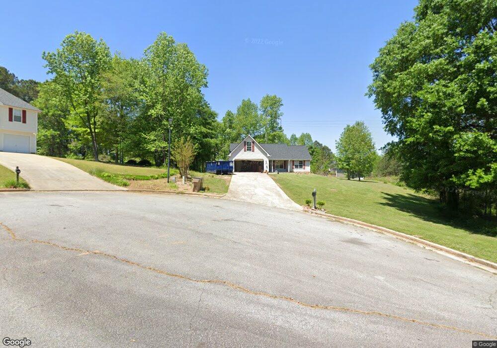 645 Cree Ct, Winder, GA 30680 - photo 1